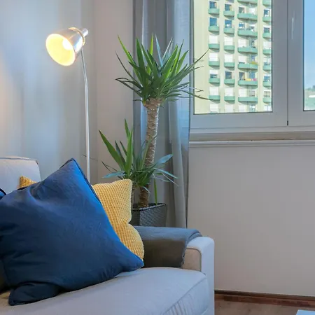 Elisio De Moura - T5 Ideal Familias - *