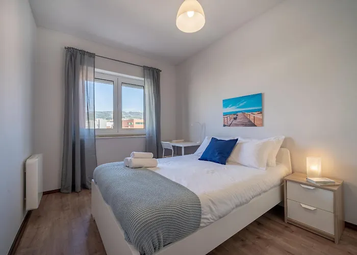 Elisio De Moura - T5 Ideal Familias - Appartement